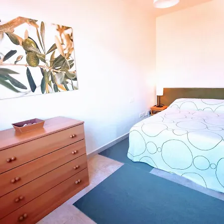 Estudio En Estacion De Esqui * סן איסידרו