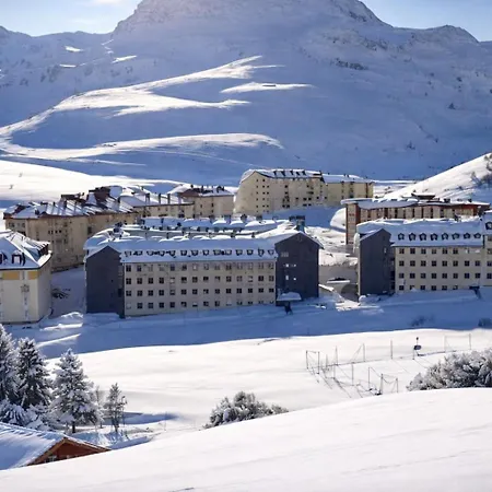 Estudio En Estacion De Esqui *
